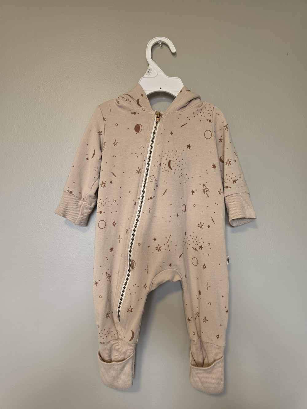 Unbranded Cream Space-Print Hooded Footie for Kids